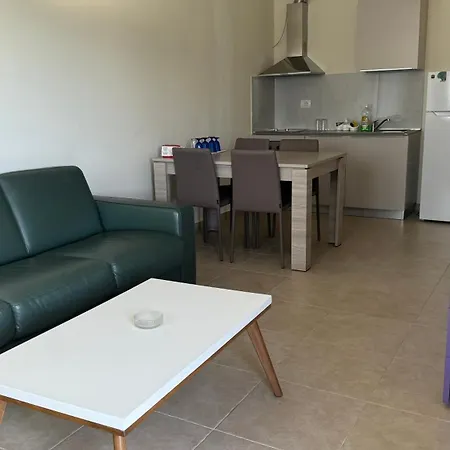 Todhe - Gjiri Lalezit 500m From The Apartamento *